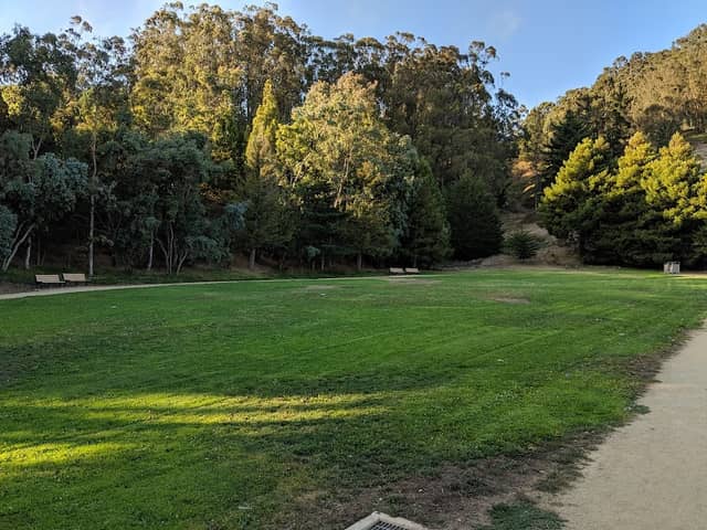 Hillside Park - Image 1