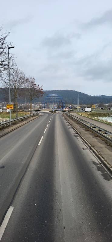 Dr. Karl-Storz-Platz - Image 1