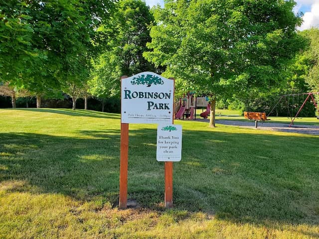 Robinson Park - Image 1