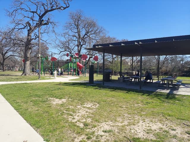 San Gabriel Park - Image 1