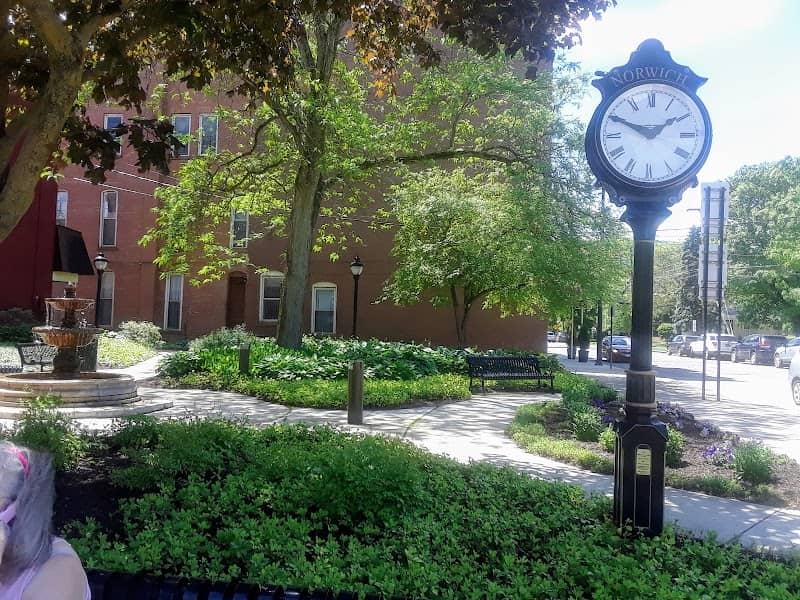 Fountain - Image 1