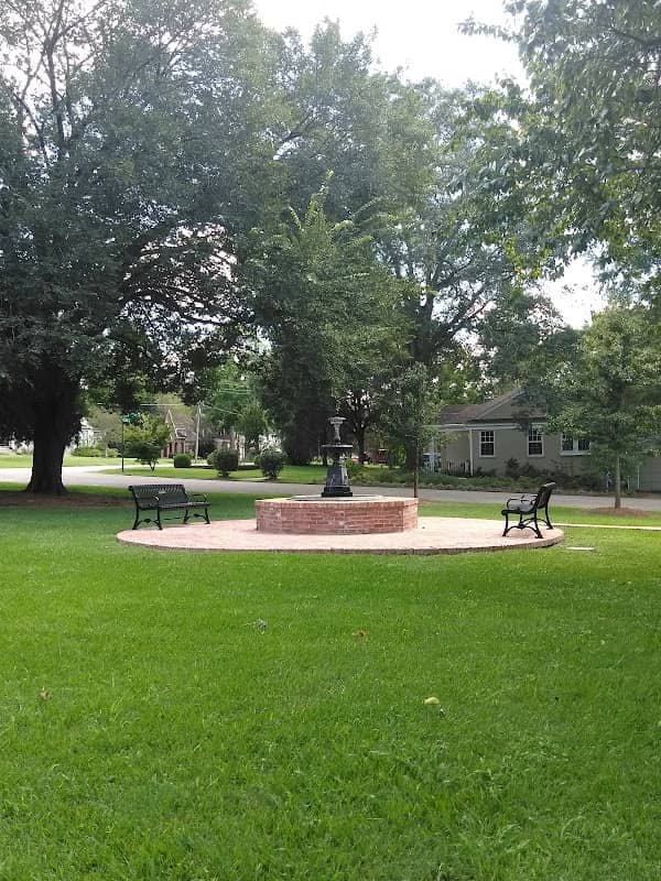 Mary Ann Neeley Park - Image 1