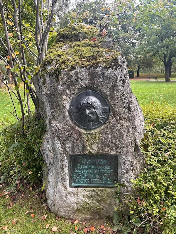 Park - Image 1
