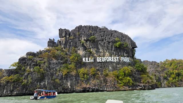 Kilim River Tourism Jetty - Image 1
