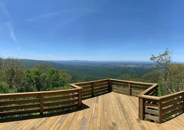Ravens Roost Overlook - Image 1