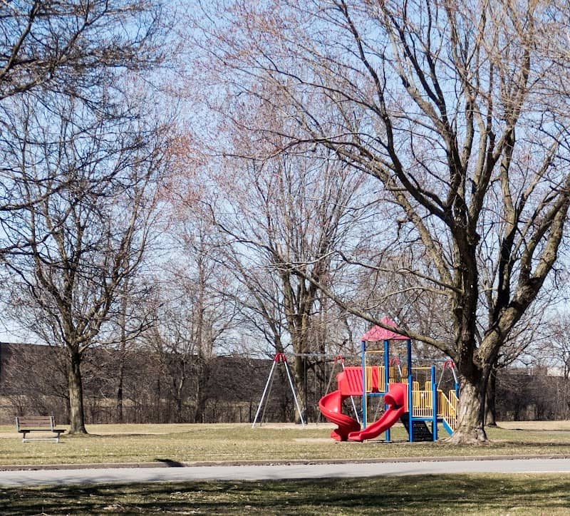 Bramshot Park - Image 1
