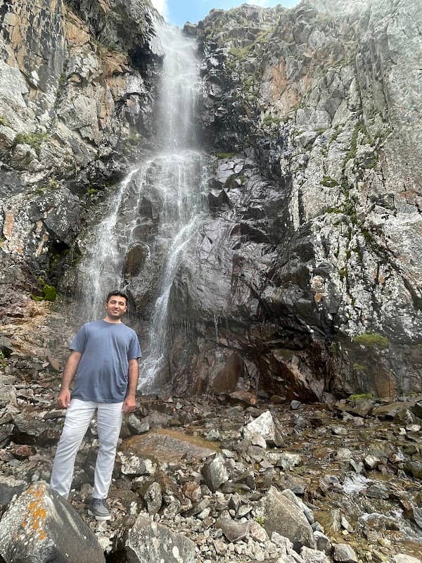 Aksay Waterfall - Image 1