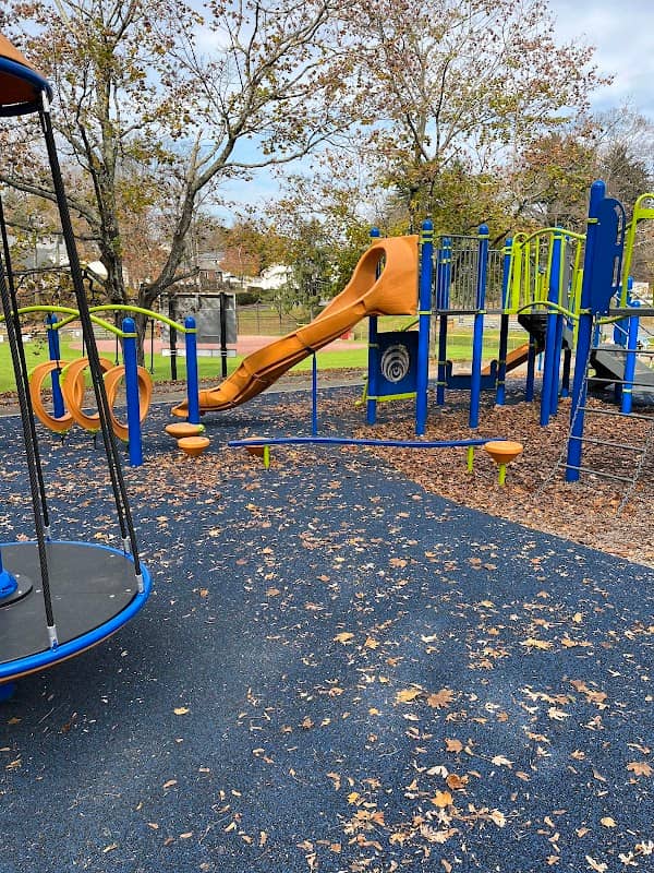 Veterans Memorial Park - Image 1