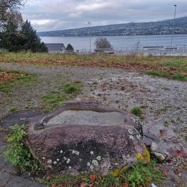 Brunnen - Image 2