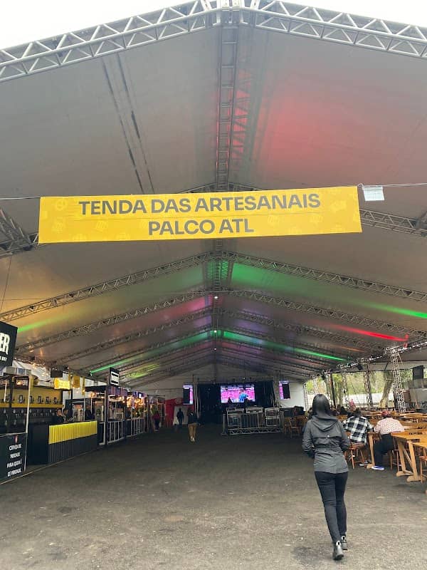 Lonão das cervejarias artesanais na Oktoberfest - Image 1