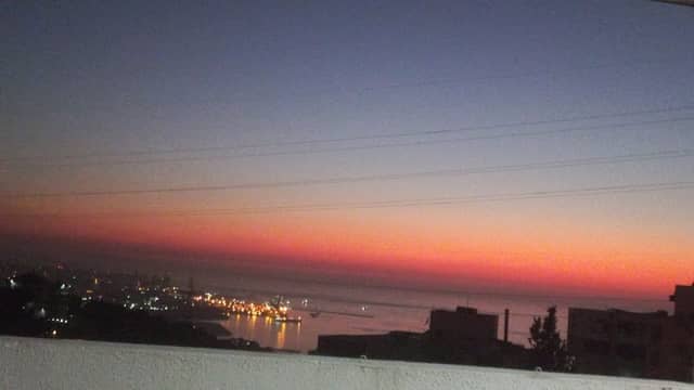 Skyroof Tabet - Image 1