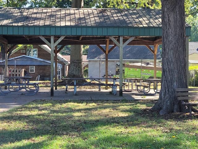 Conger Park - Image 1