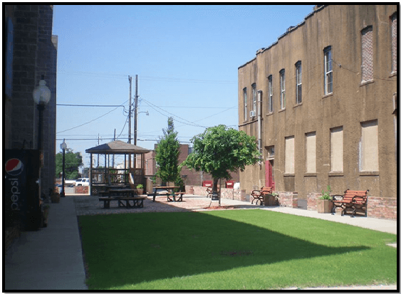 Broadway Pocket Park - Image 1