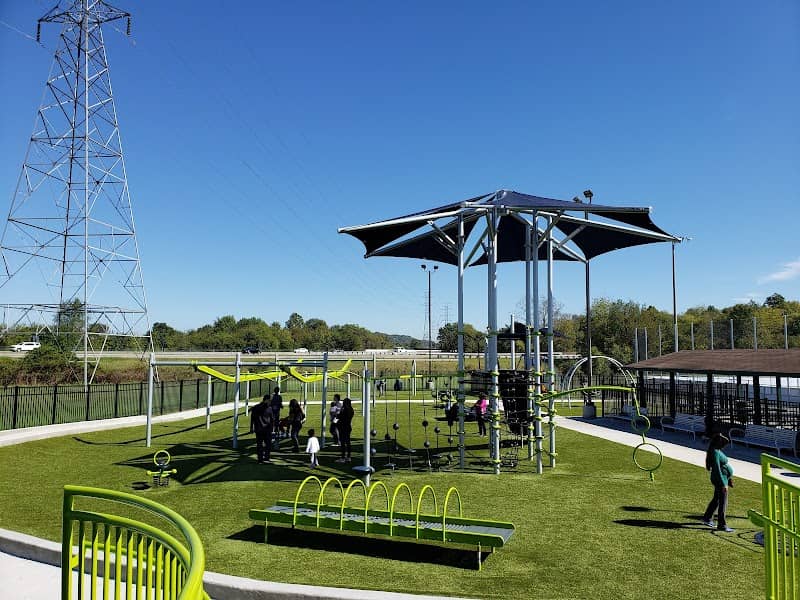Veterans Park - Image 1