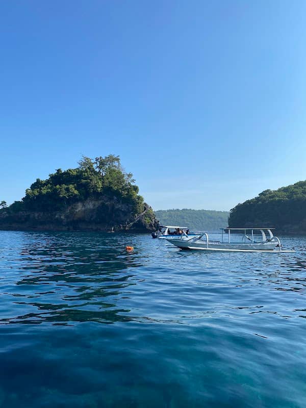 Crystal bay beach snorkeling - Image 1