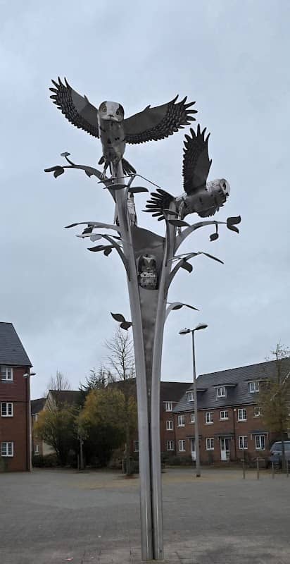 Tawny Owl Statue - Image 1