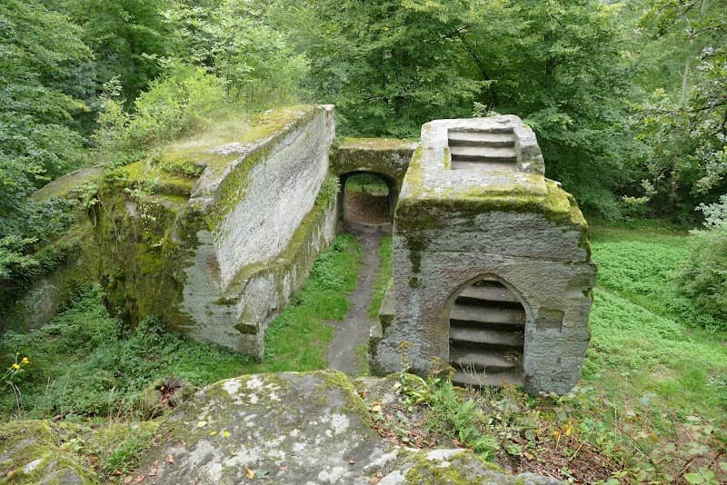 Burgruine Rotenhan - Image 1