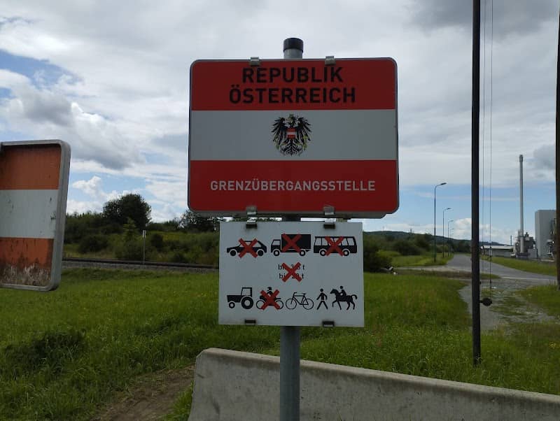 Népek barátsága emlékmű - Image 1