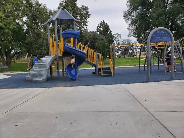 Kraemer Memorial Park - Image 1