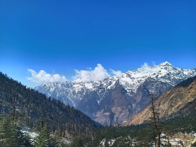 Chinar Waterfalls - Image 1