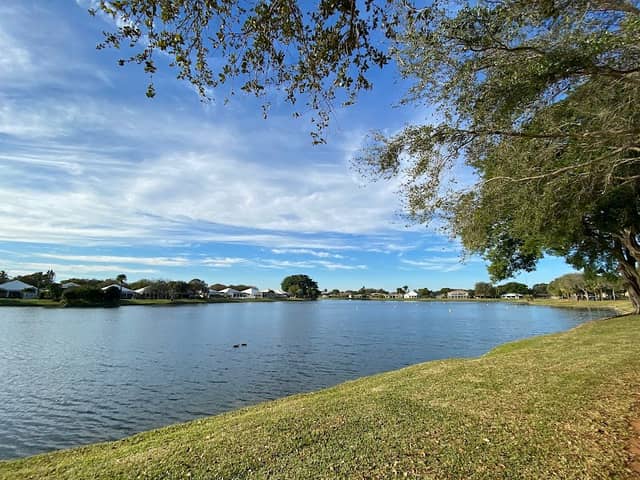 Lake Catherine Park - Image 1
