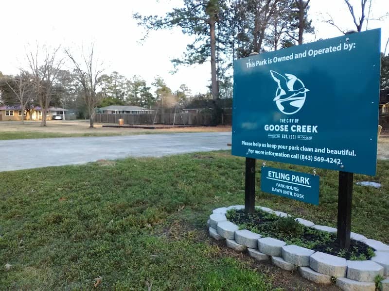 Etling Park - Image 2