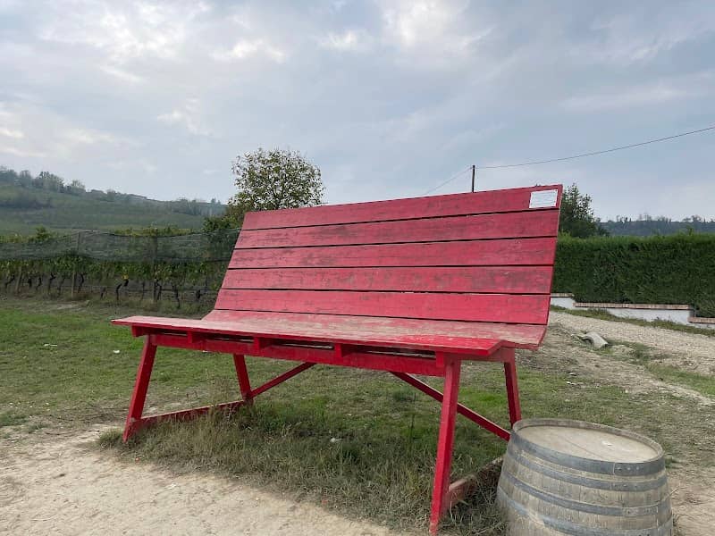 Panchina Gigante Rossa - Image 1