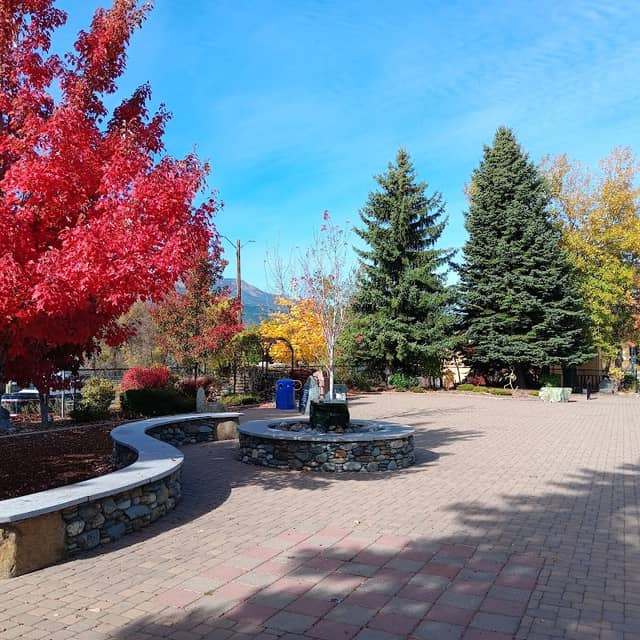 Parker Plaza - Image 1