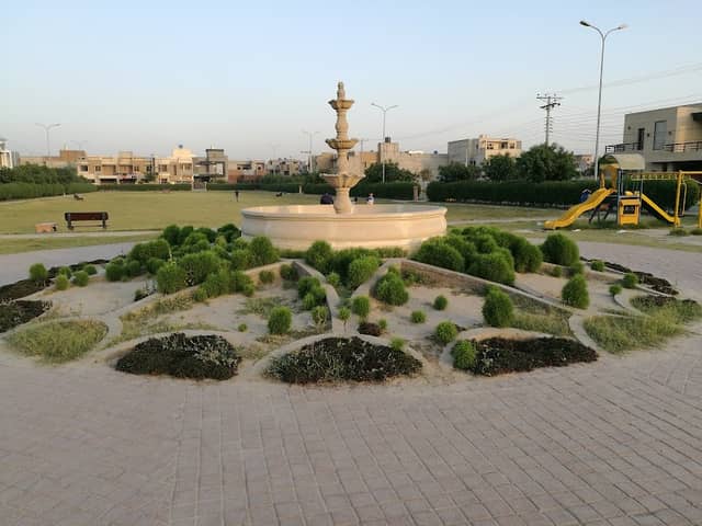 eden valley janah avenue b block park - Image 1