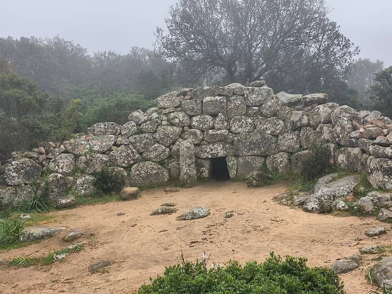 Giants' grave of Sa Dom'è s'Orcu - Image 1