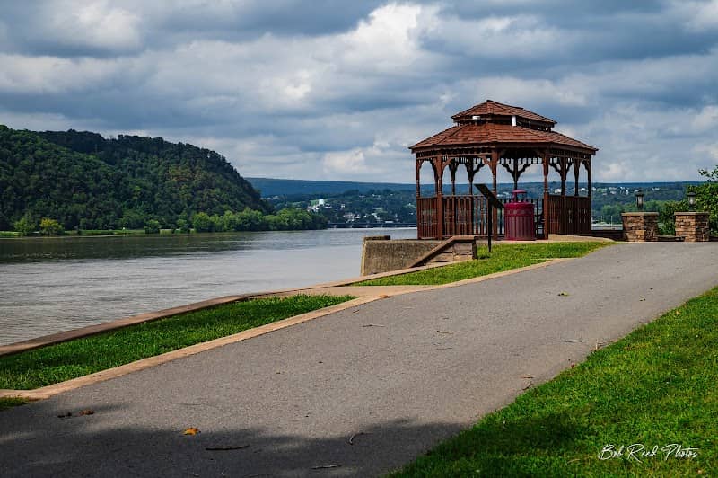 Merle Phillips Riverfront Park - Image 1