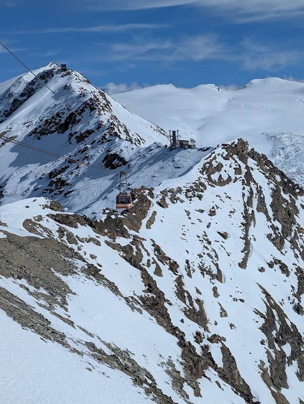 Rote Nase Bergstation - Image 2