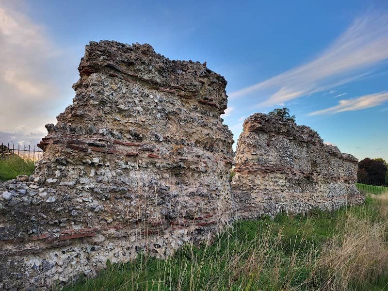 Roman Wall of St Albans - Image 1