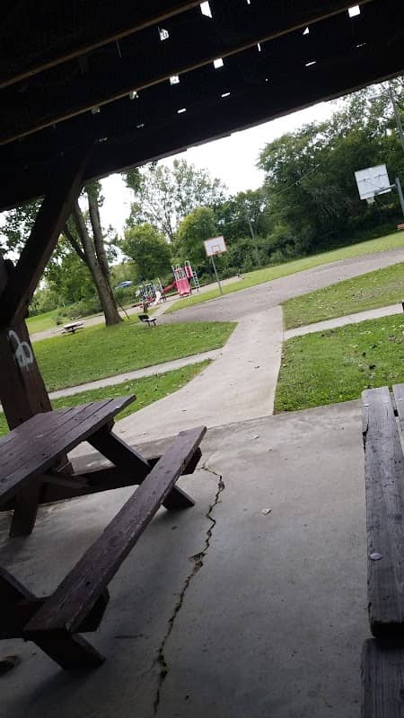 David E. Shellabarger Park - Image 2