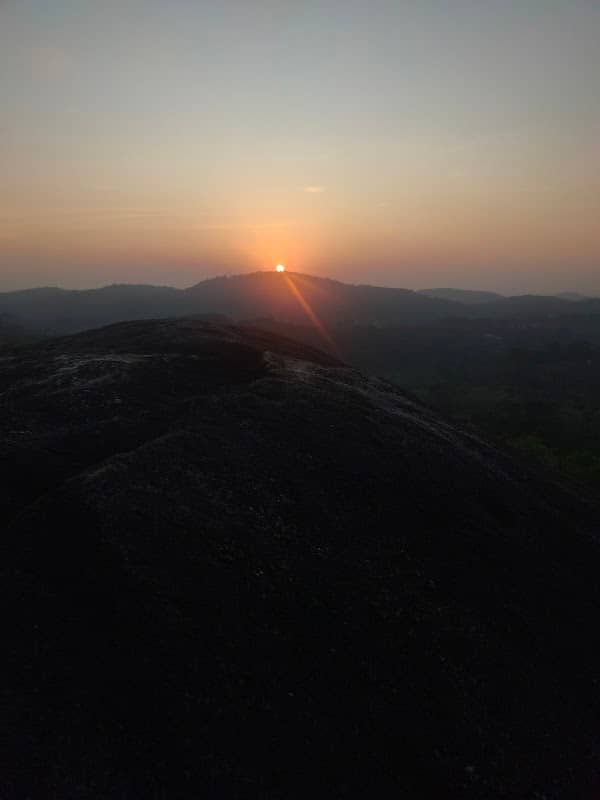 മയിലാടും പാറ - Image 3