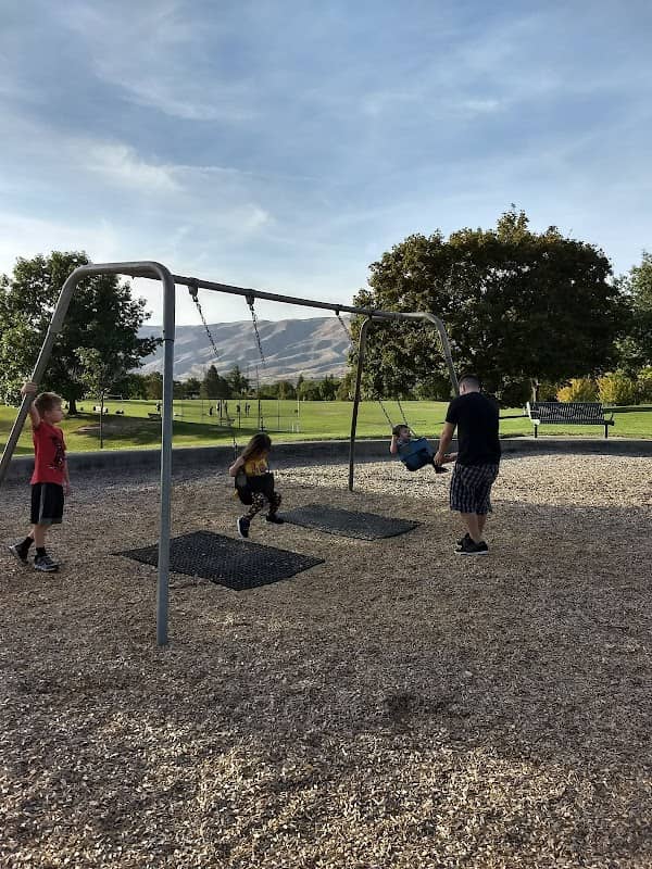 Sunset Park - Image 1