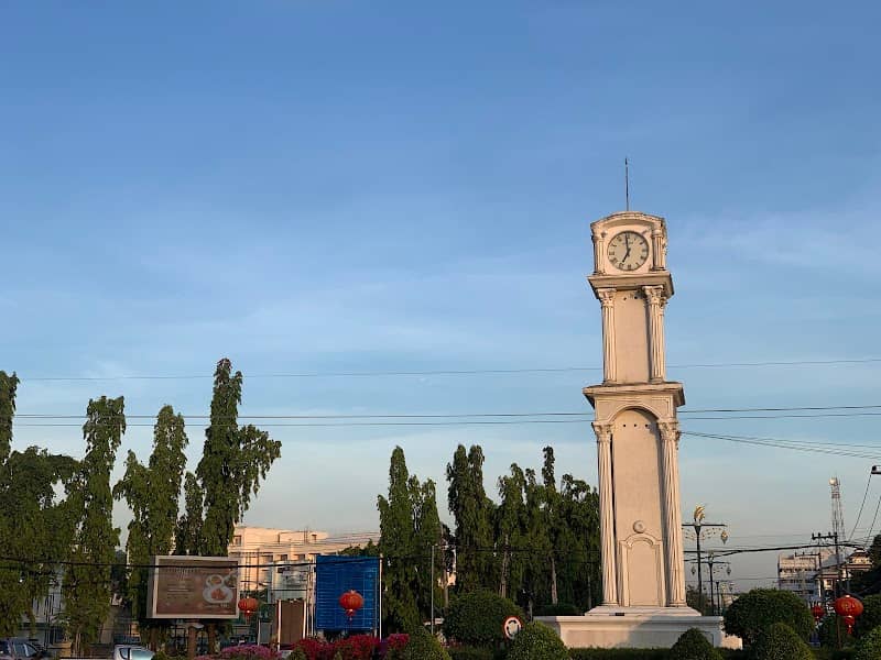Ko Loi Clock Tower - Image 1