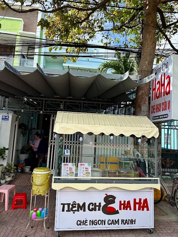 Phố ẩm thực Lê Duẩn - Image 1