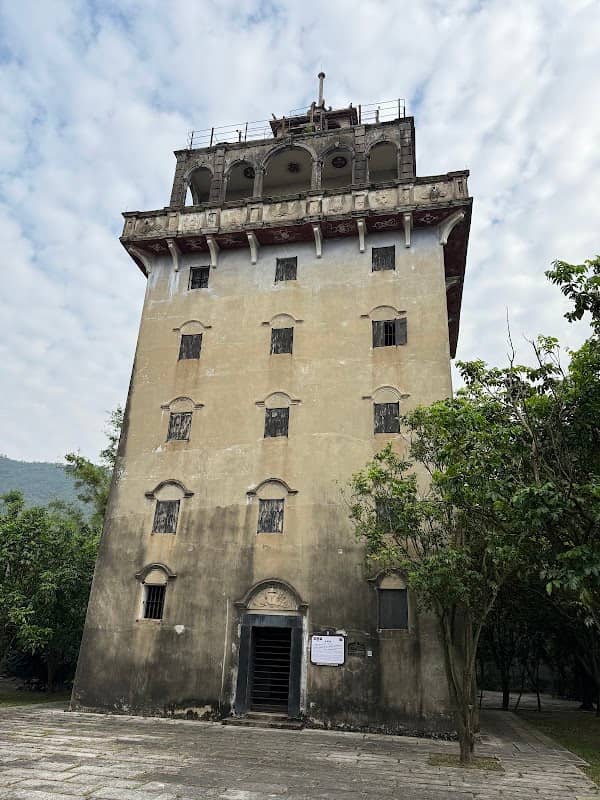 马降龙碉楼群 - Image 1
