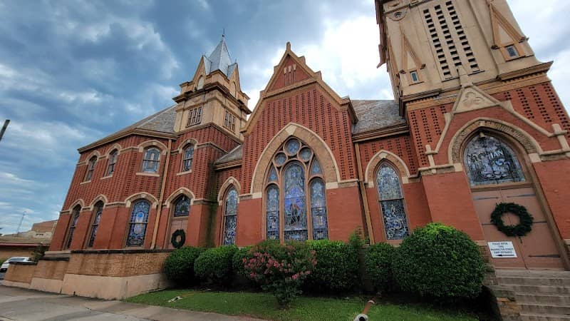 Central Christian Church - Image 1