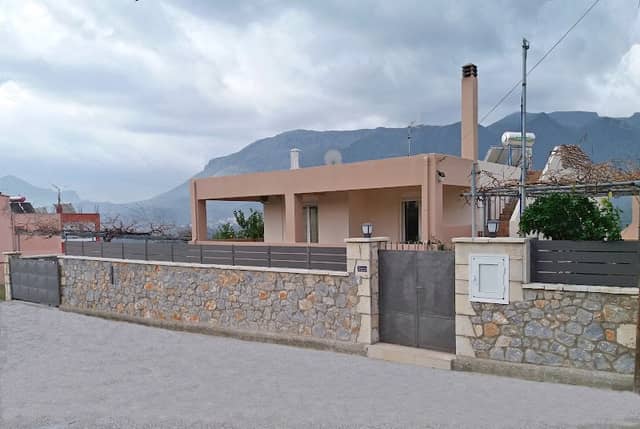Sunrise Residence - Image 1
