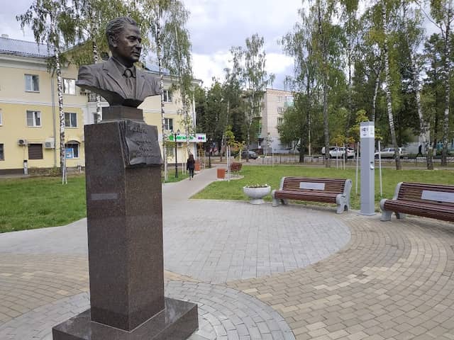 Skver Imeni Pisatelya Sergeya Nikitina - Image 1