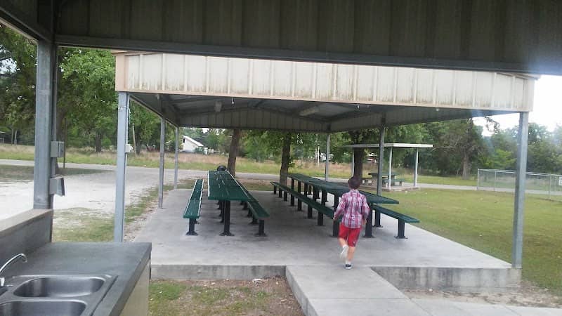Alexander Park - Image 2