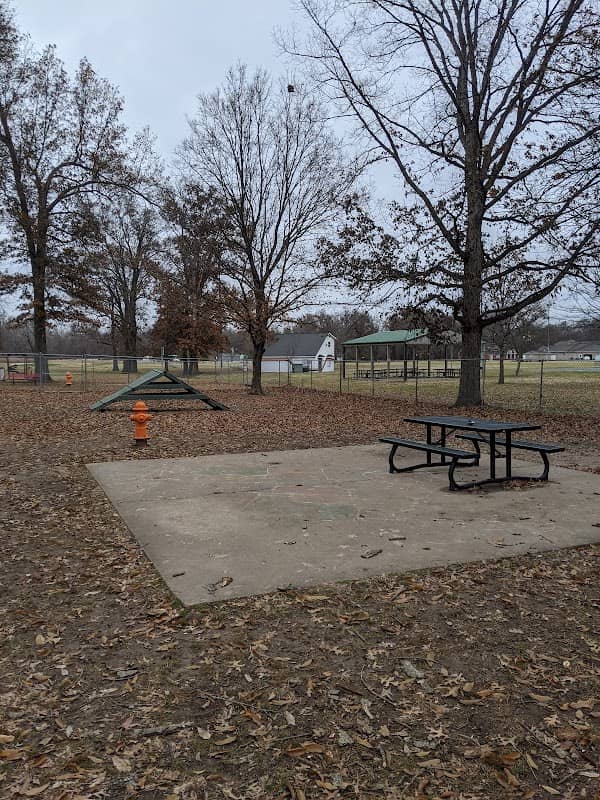 Herrin Dog Park - Image 1