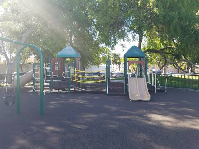 Frontier Park - Image 4