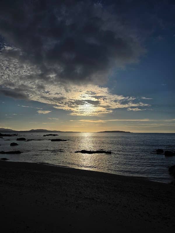 Kanpai beach - Image 2