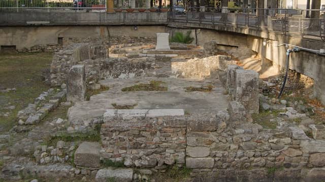 Rovine della Basilica di San Vittore IV-V secolo - Image 1