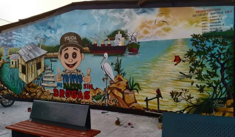 Mural Policía Barrio - Image 1