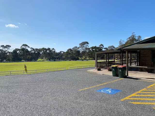 Curdnatta Park - Image 1