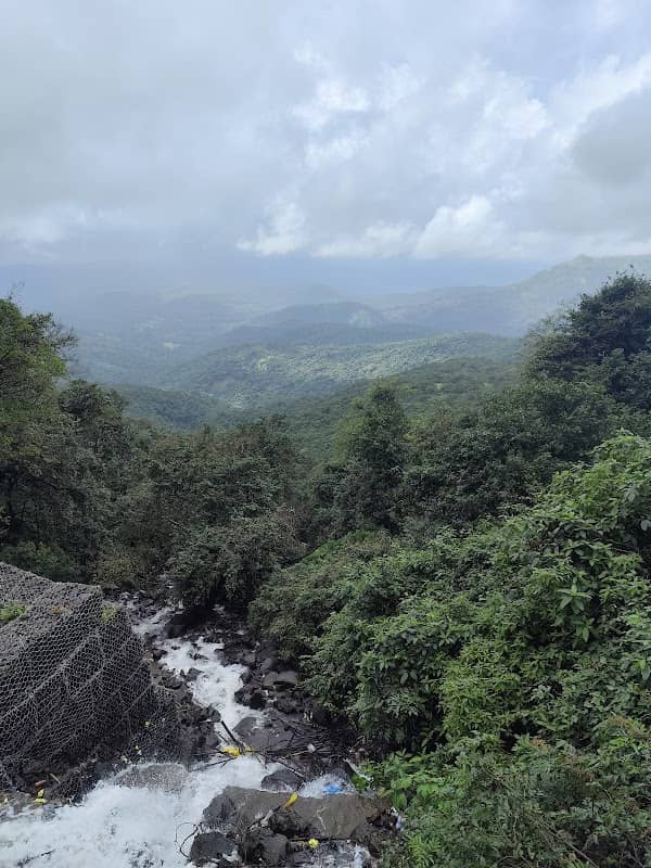 Valley View Point - Image 1
